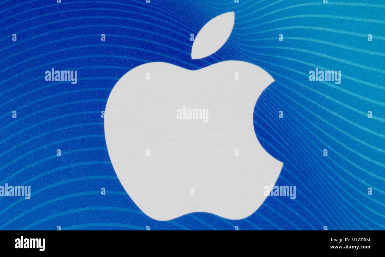 L'iconico logo Apple su una carta regalo iTunes Foto Stock