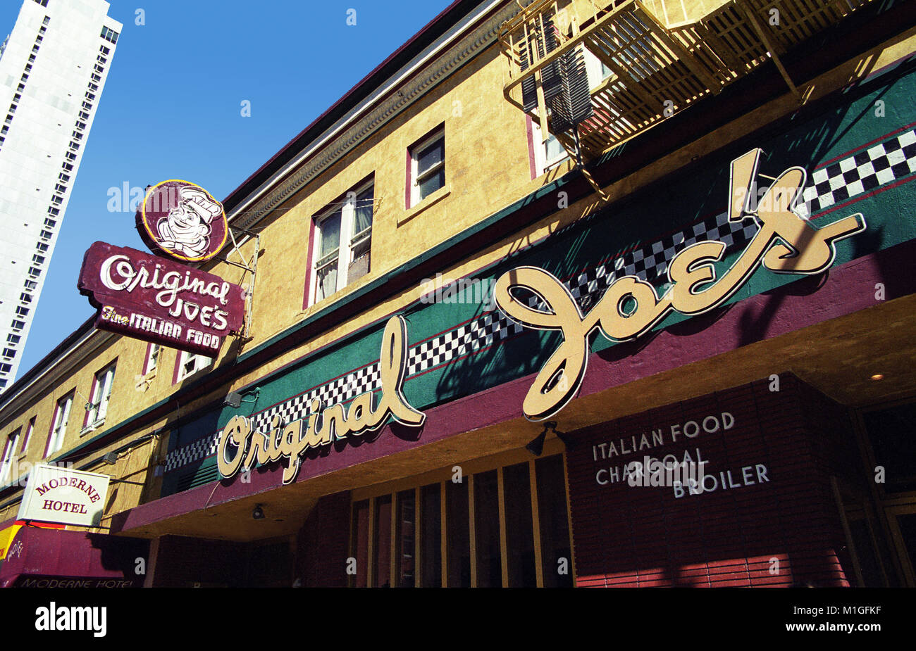 Famoso ed originale Joe's ristorante su Taylor Street di San Francisco CA. Aperto nel 1937, questa posizione è stata distrutta da un incendio nel 2007 Foto Stock