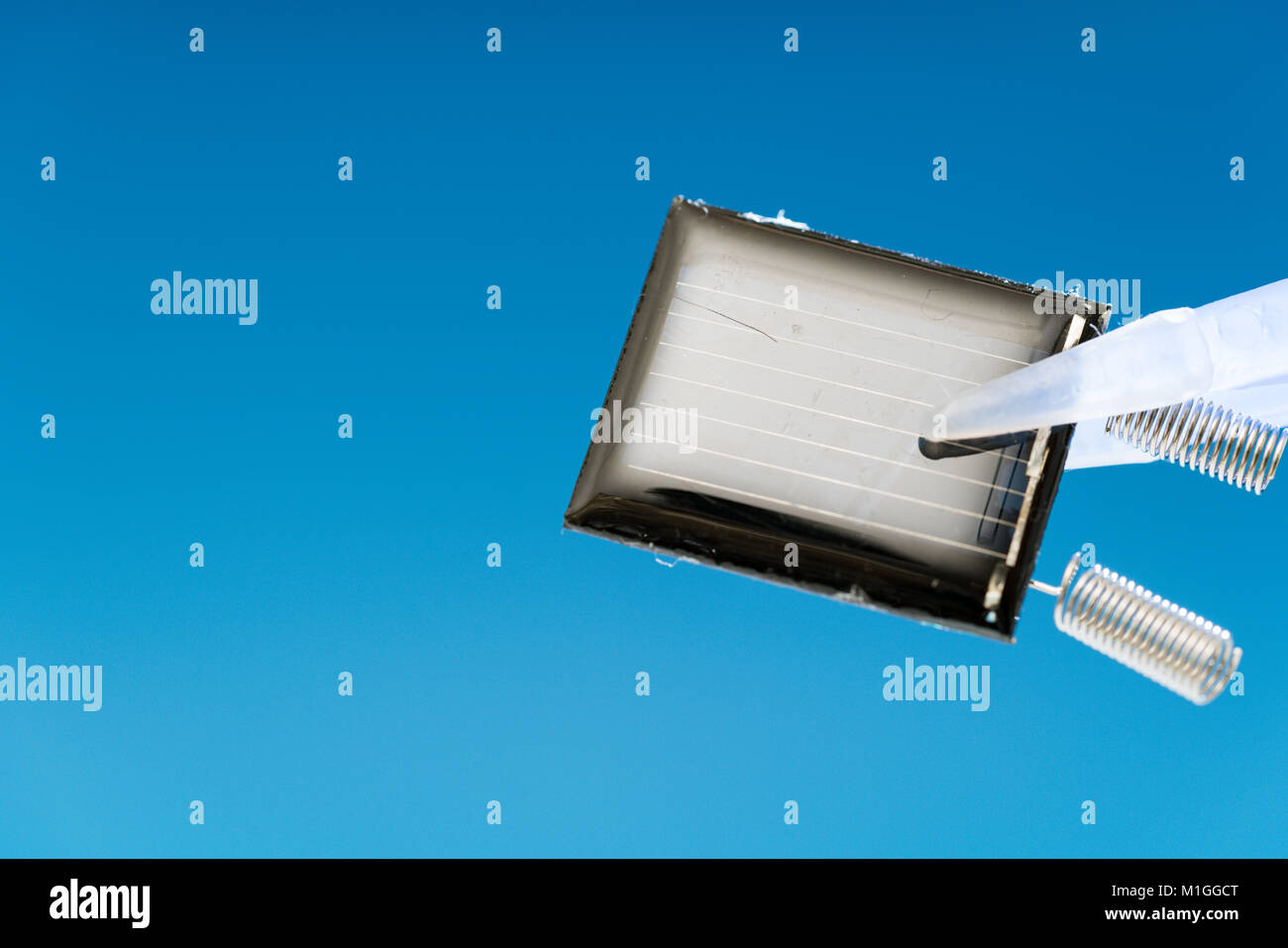 Concetto di una cella solare in laboratorio Foto Stock