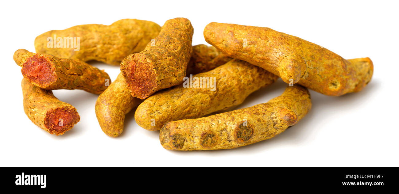 Essiccata la curcuma isolati su sfondo bianco Foto Stock