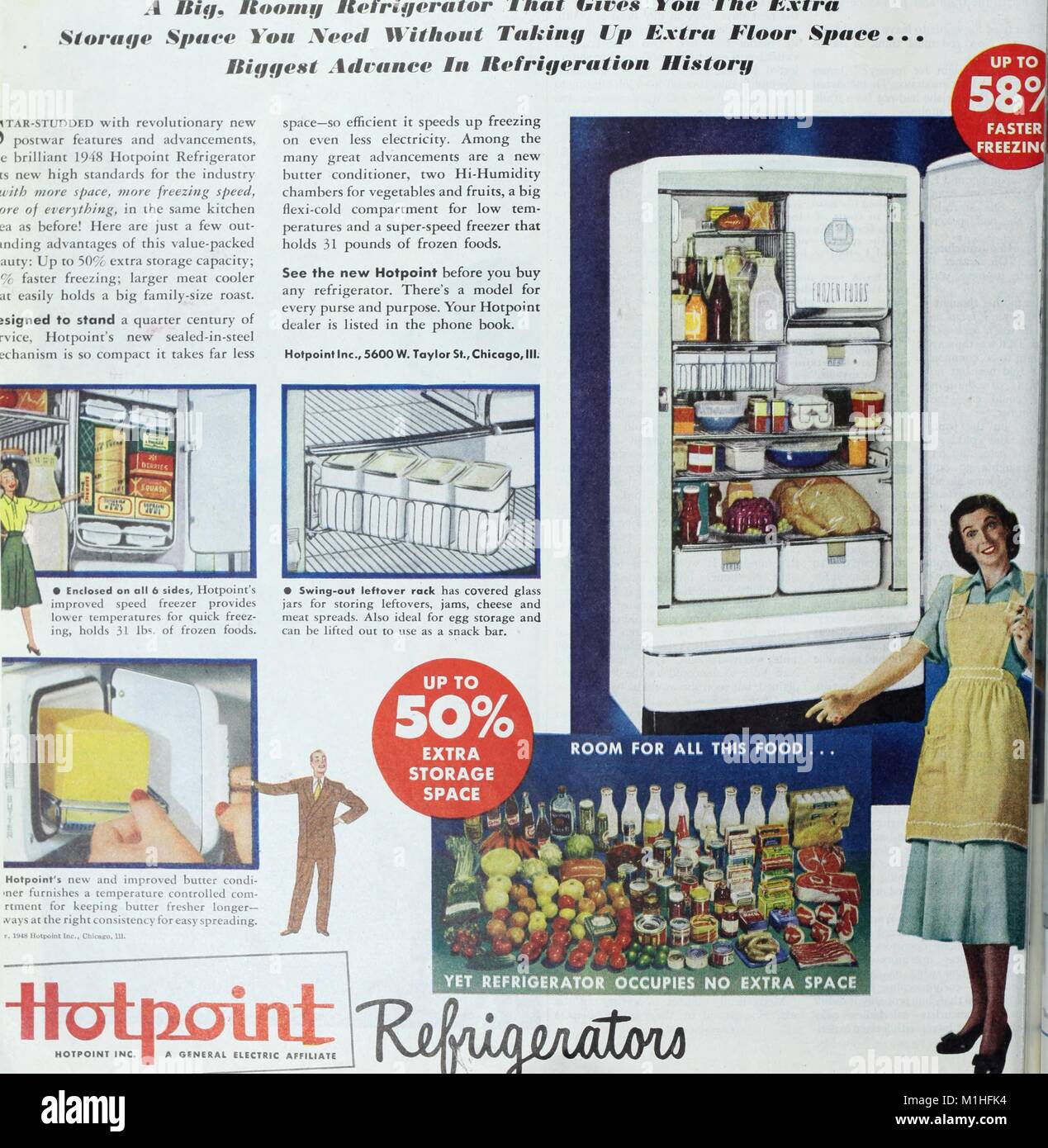 Illustrazione a colori pubblicità brand Hotpoint frigoriferi, attestante la loro affiliazione con General Electric, con testo circa le caratteristiche del prodotto, diversi inserti di immagine che mostra il frigorifero di interni, freezer, rimasto rack e vassoio di burro e una donna, in midcentury American dress e grembiule, indicando la quantità di cibo un Hotpoint si inserisce, da un problema di "Ladies home journal, ' scritto da N. C. (Newell Convers) Wyeth, 1889. La cortesia Internet Archive. () Foto Stock