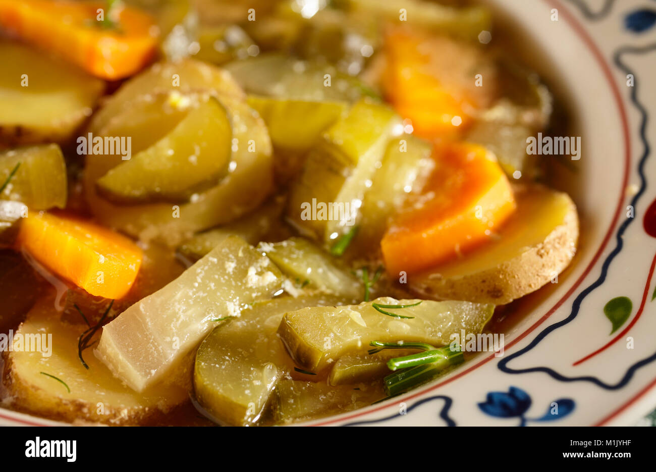 Stile polacco zuppa di cetriolo sottaceto Foto Stock