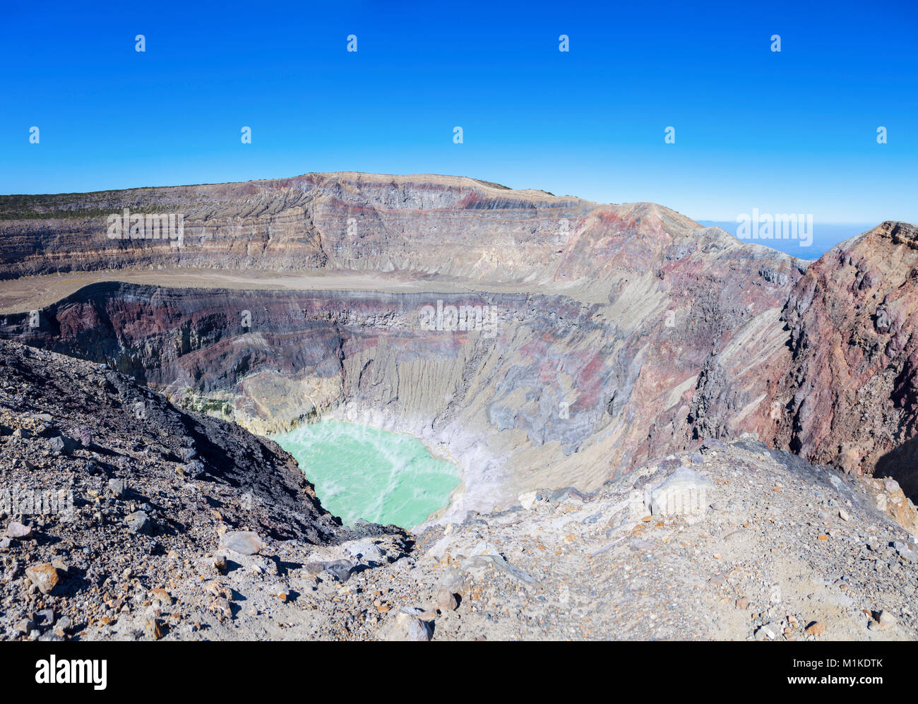 Laguna Ilamatepec all'interno di Santa Ana Vulcano. Santa Ana, El Salvador. Foto Stock