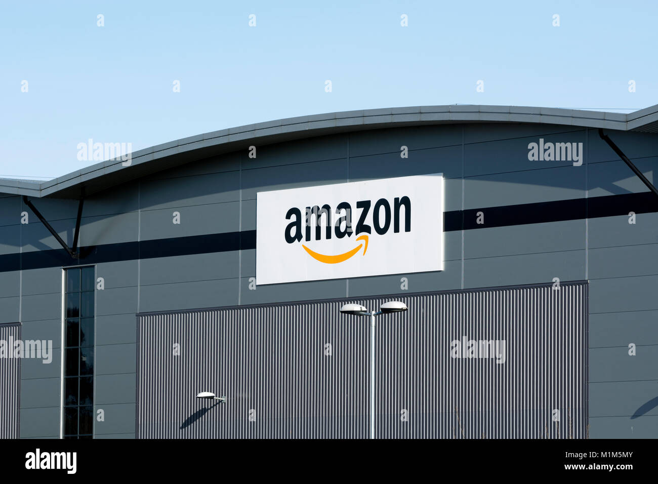 Un magazzino di Amazon, Banbury, Oxfordshire, England, Regno Unito Foto Stock