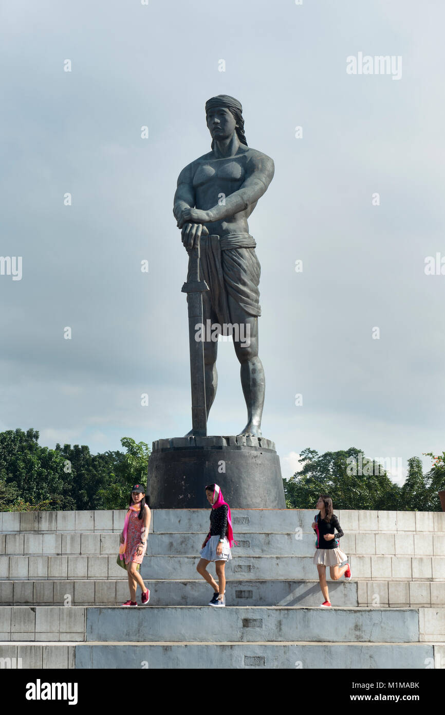 La statua di sentinella della libertà, Agrifina cerchio , Rizal Park di Manila, Filippine Foto Stock
