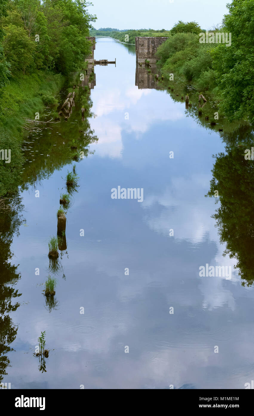 Canale - un lago artificiale, canale navigabile Foto Stock