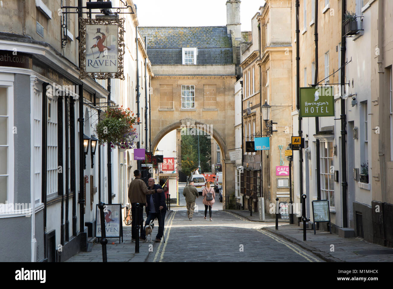 Strada laterale nel centro di Bath Foto Stock