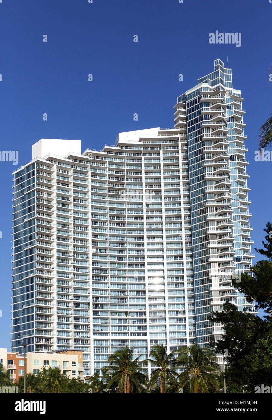 White Luxury Condos Miami Foto Stock
