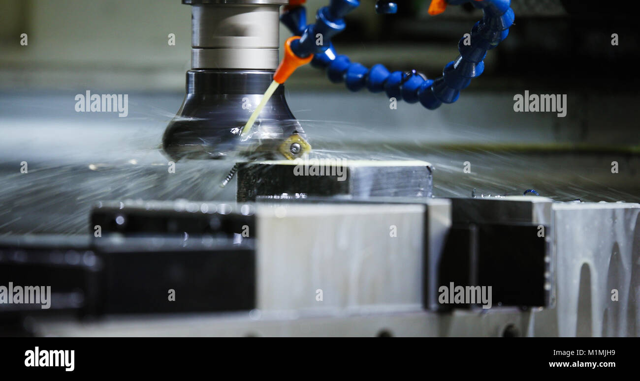 Industriali di precisione CNC di metallo dettaglio da mill in fabbrica Foto Stock