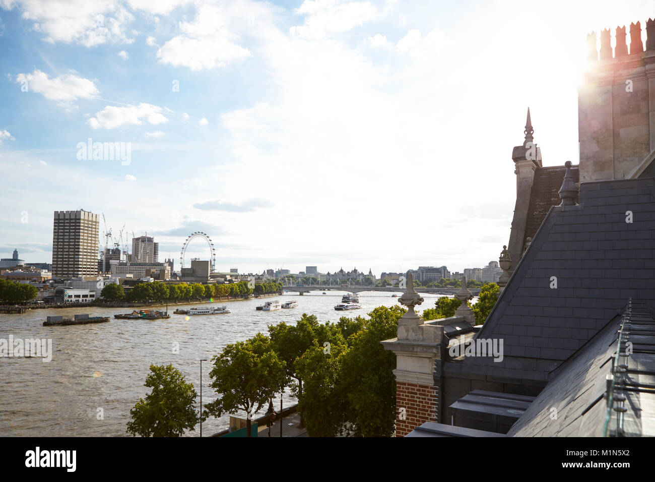 Vista di Londra da una terrazza sul tetto Foto Stock