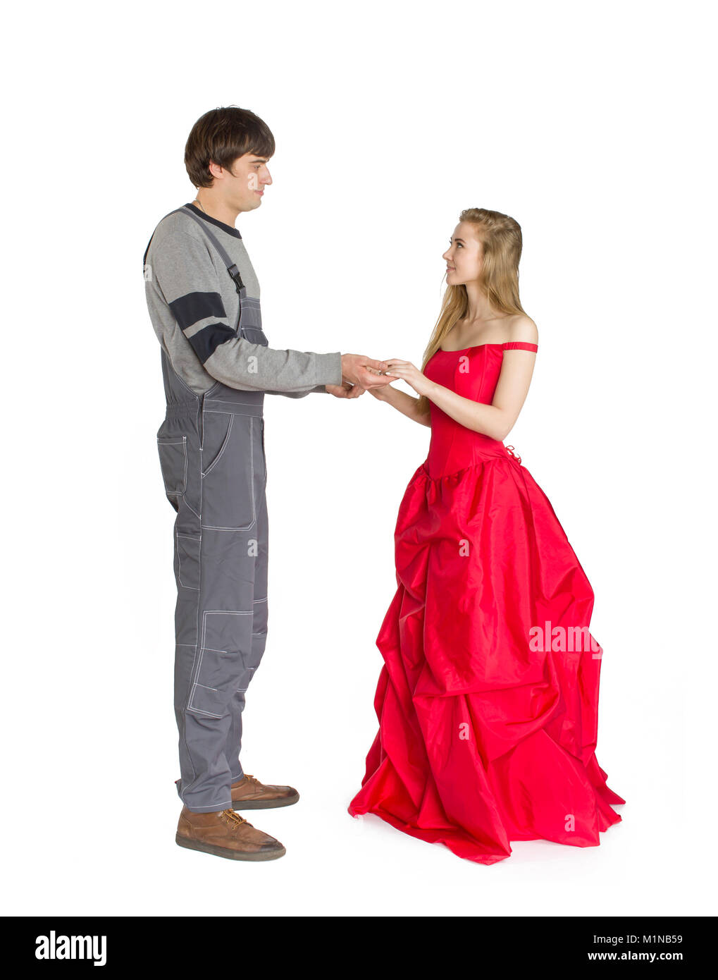 Concetto di mesalliance e disparità corrispondono. Foto Stock