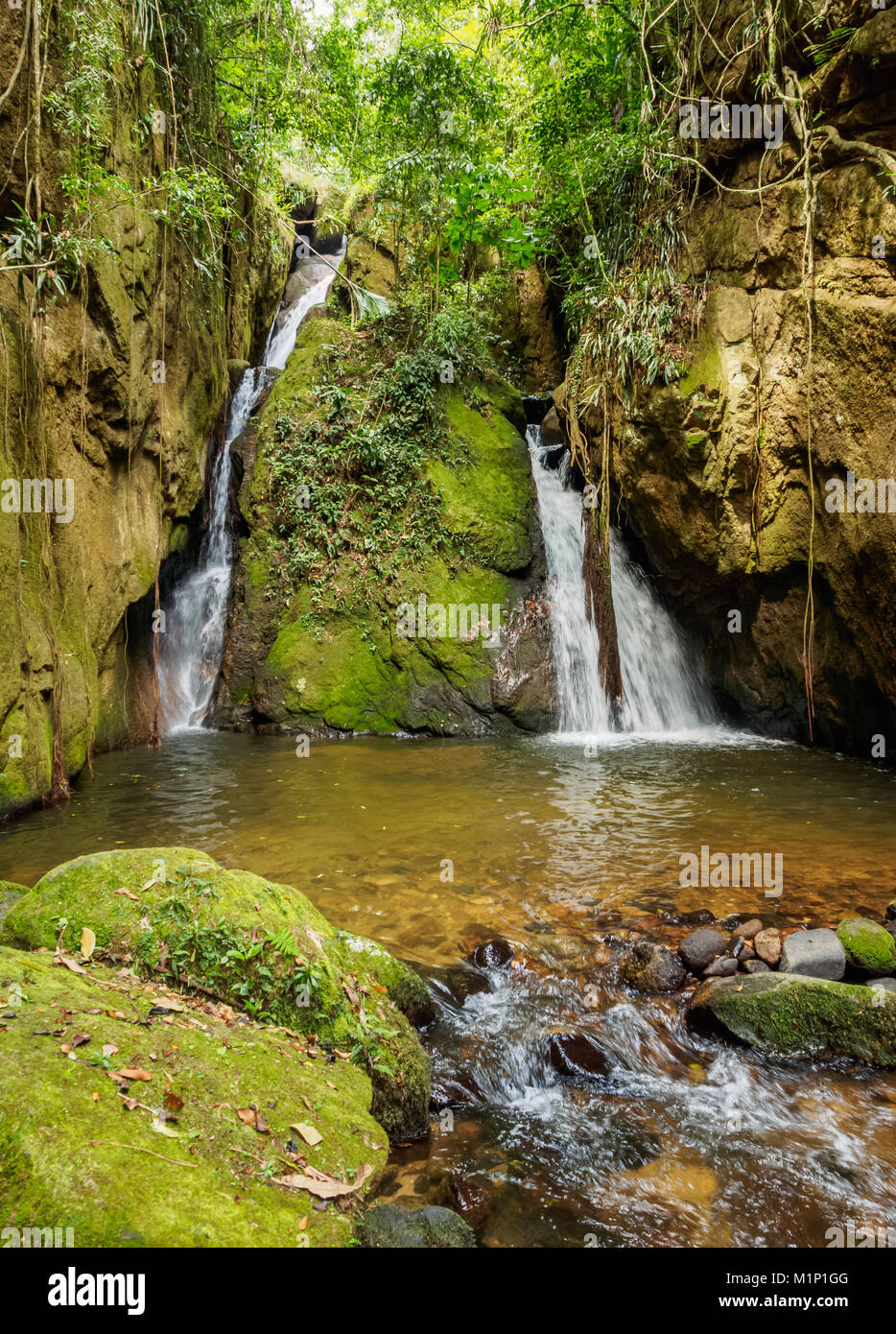 A Cachoeira Indiana Jones, cascata in Boa Esperanca de Cima, Nova Friburgo comune, Stato di Rio de Janeiro, Brasile, Sud America Foto Stock