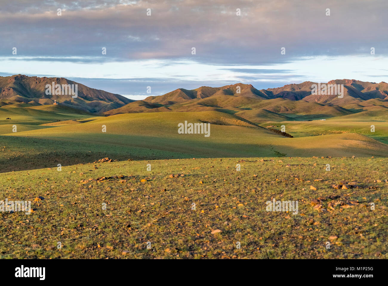 Le colline e le montagne, Bayandalai distretto, a sud della provincia di Gobi, Mongolia, Asia Centrale, Asia Foto Stock