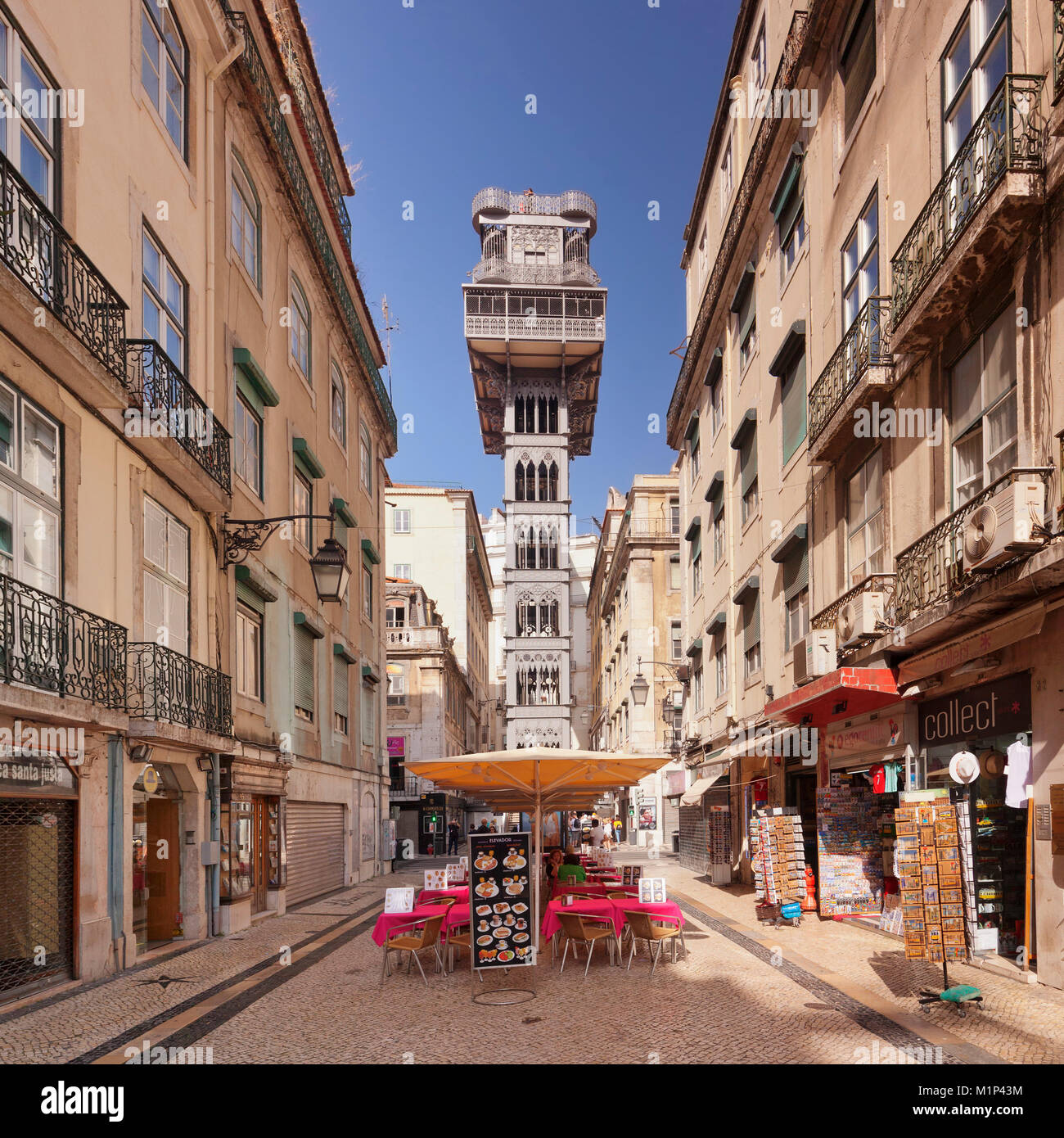 Elevador de Santa Justa (Santa Justa Elevator), Baixa, Lisbona, Portogallo, Europa Foto Stock