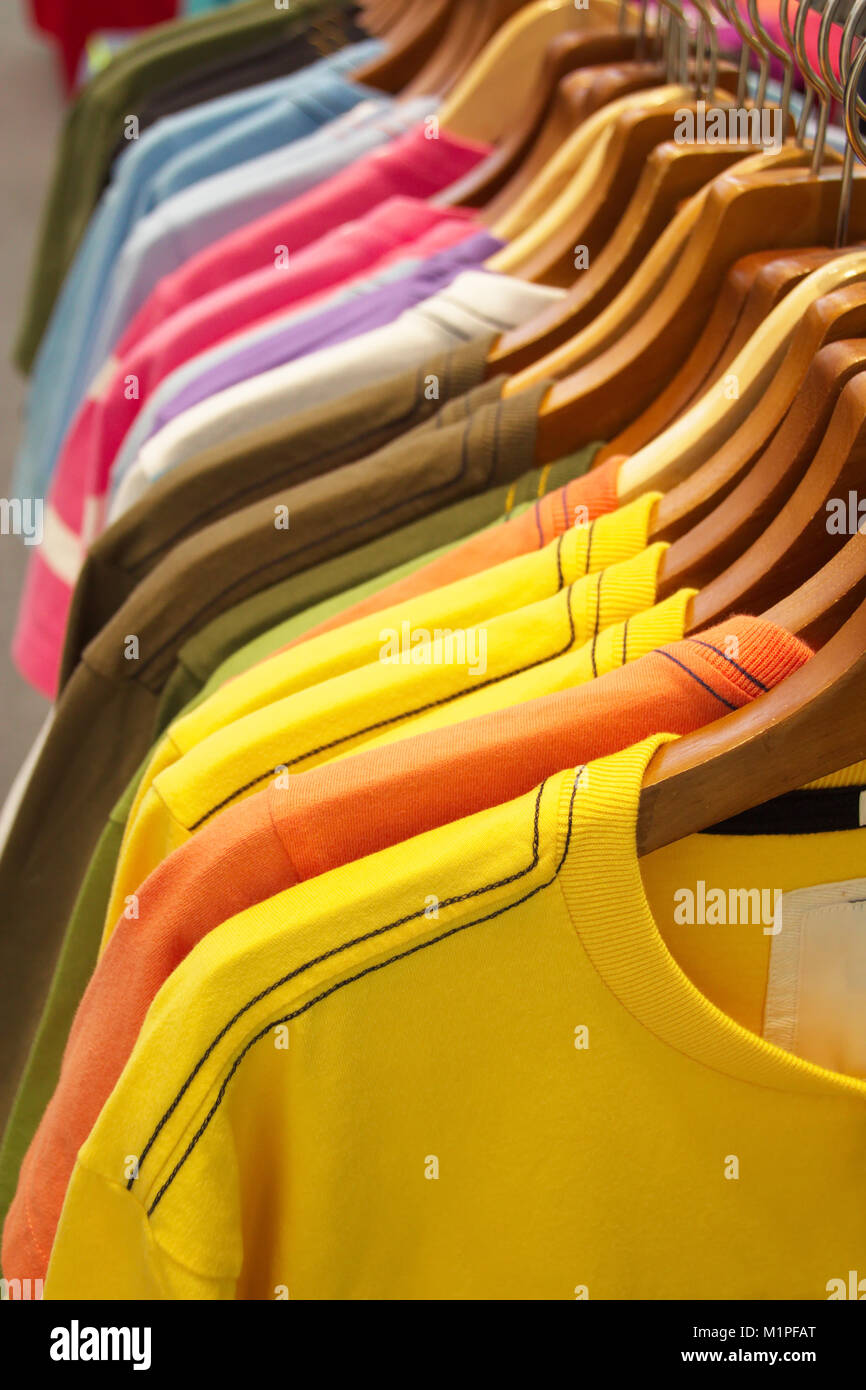 Chiuso T-shirt in linea di veduta Foto Stock