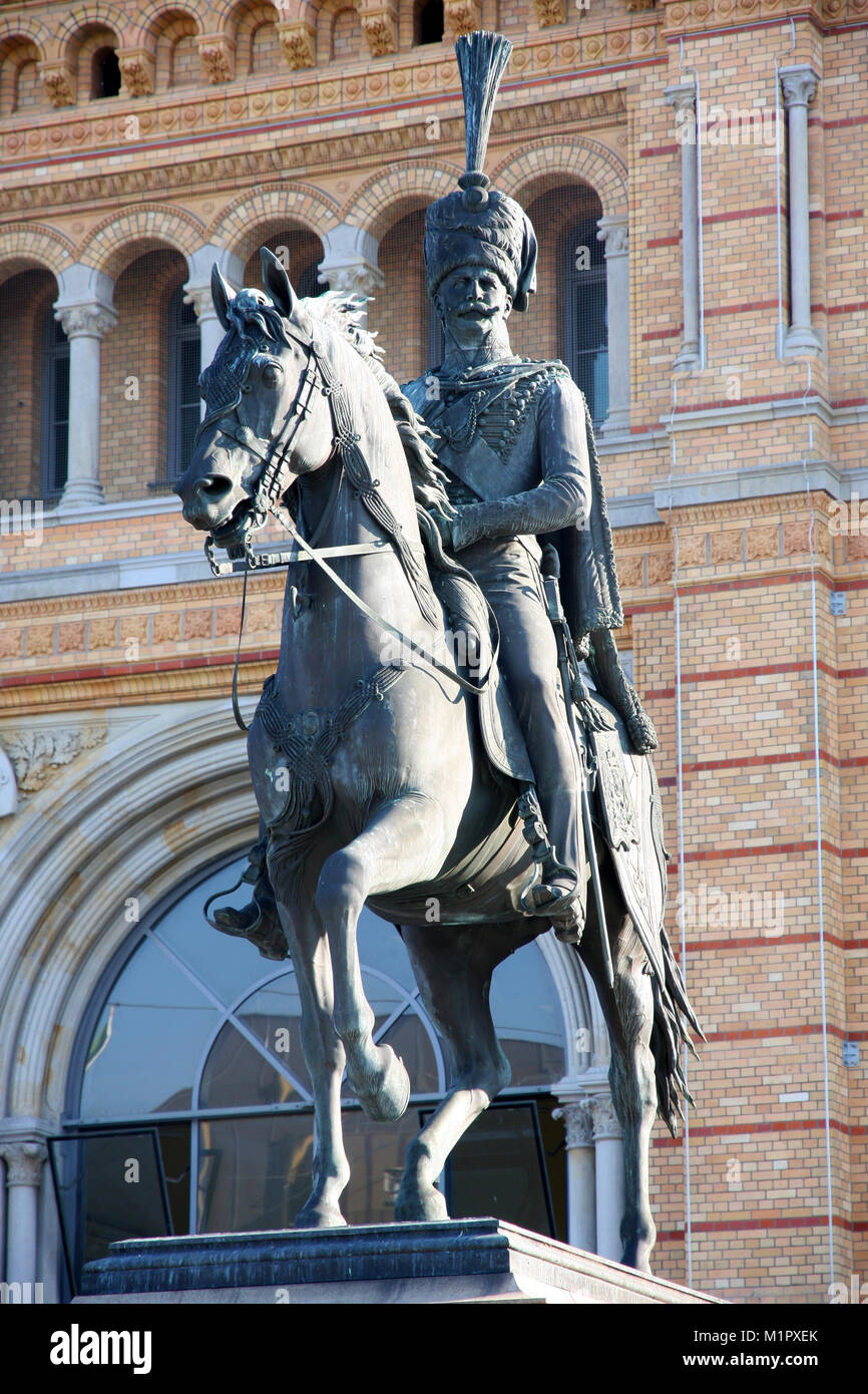 Statua di Ernest Augustus io in Hannover stazione centrale, Germania Foto Stock