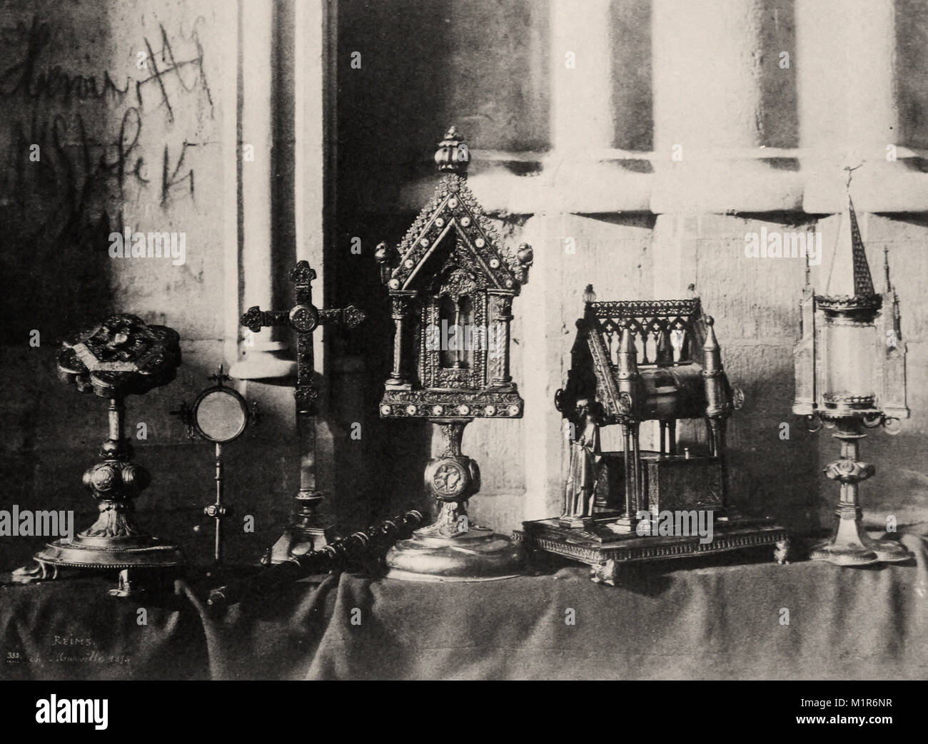 Charles Marville - Tesoro della Cattedrale di Reims 1854 Foto Stock