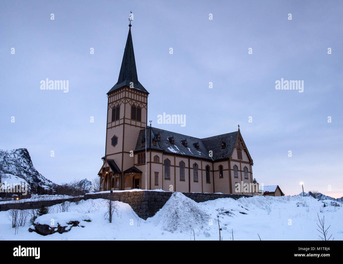 Chiesa a Svolvaer, Isole Lofoten Nordland in Norvegia Foto Stock