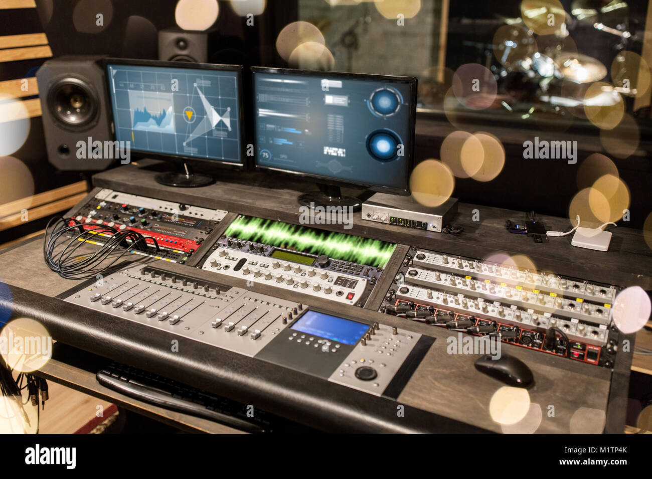 Musica console di miscelazione al sound studio di registrazione Foto Stock