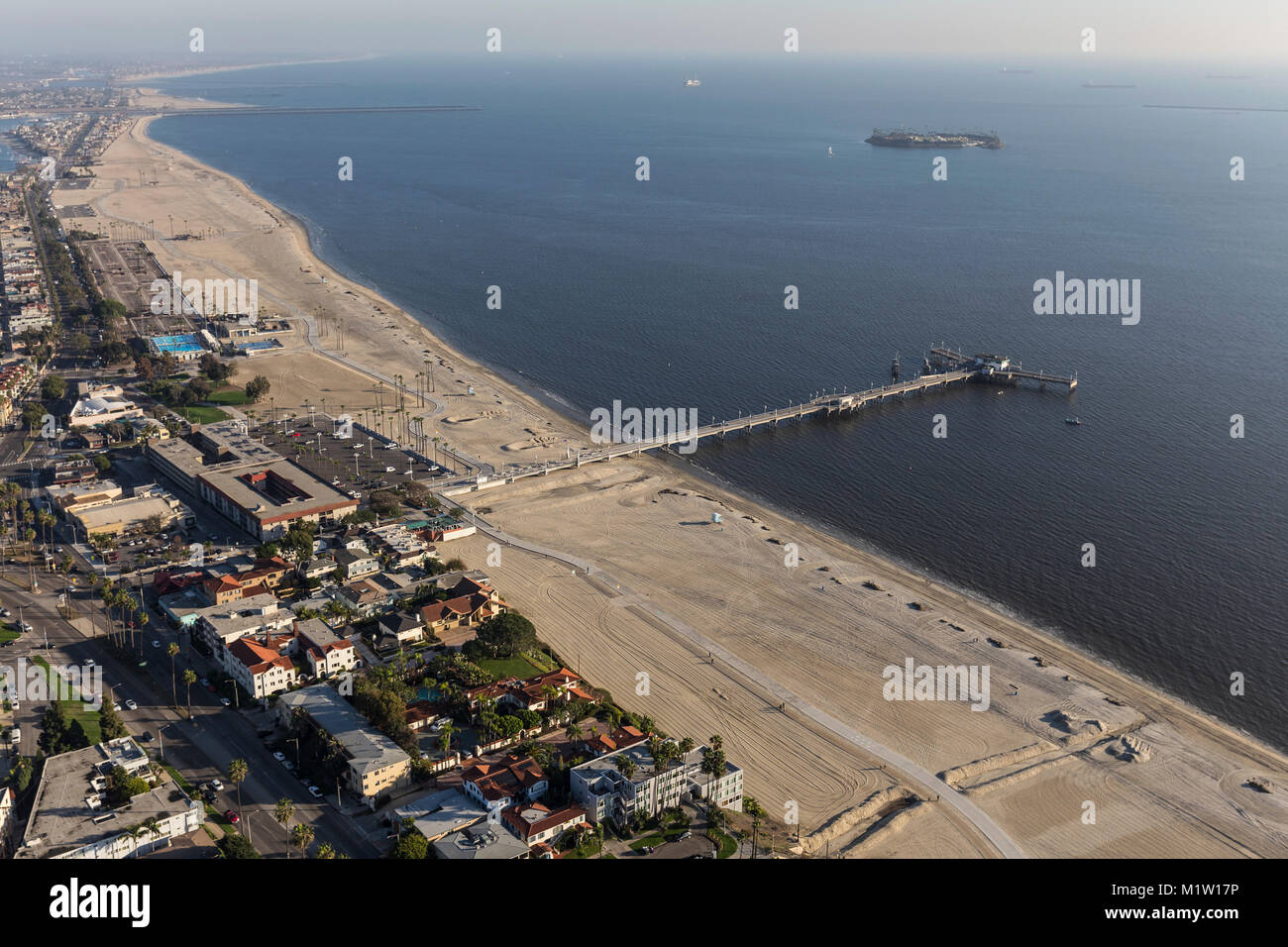 Vista aerea verso Belmont Pier a Long Beach in California. Foto Stock