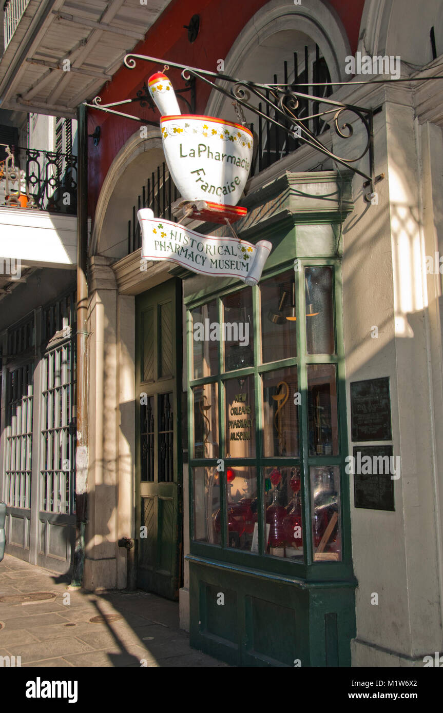 Farmacia storefront di segno Foto Stock