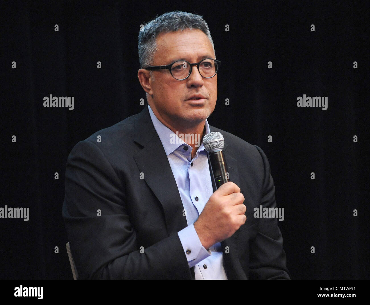 New York, NY, STATI UNITI D'AMERICA. Il 1° febbraio 2018. Ron Darling, ex Major League Baseball player e sportscaster di corrente su SNY, frequenta un 'Conversazione con Ron Darling' a San Francesco College il 1 febbraio 2018 a Brooklyn, New York. Darling ha discusso i suoi giorni con i NY Mets, il suo libro 'gioco 7, 1986: fallimento e trionfo nel grande gioco della mia vita " e la sua attuale posizione come un analisi e sportscaster su SNY. Credito: Giorgio Napolitano/media/punzone Alamy Live News Foto Stock