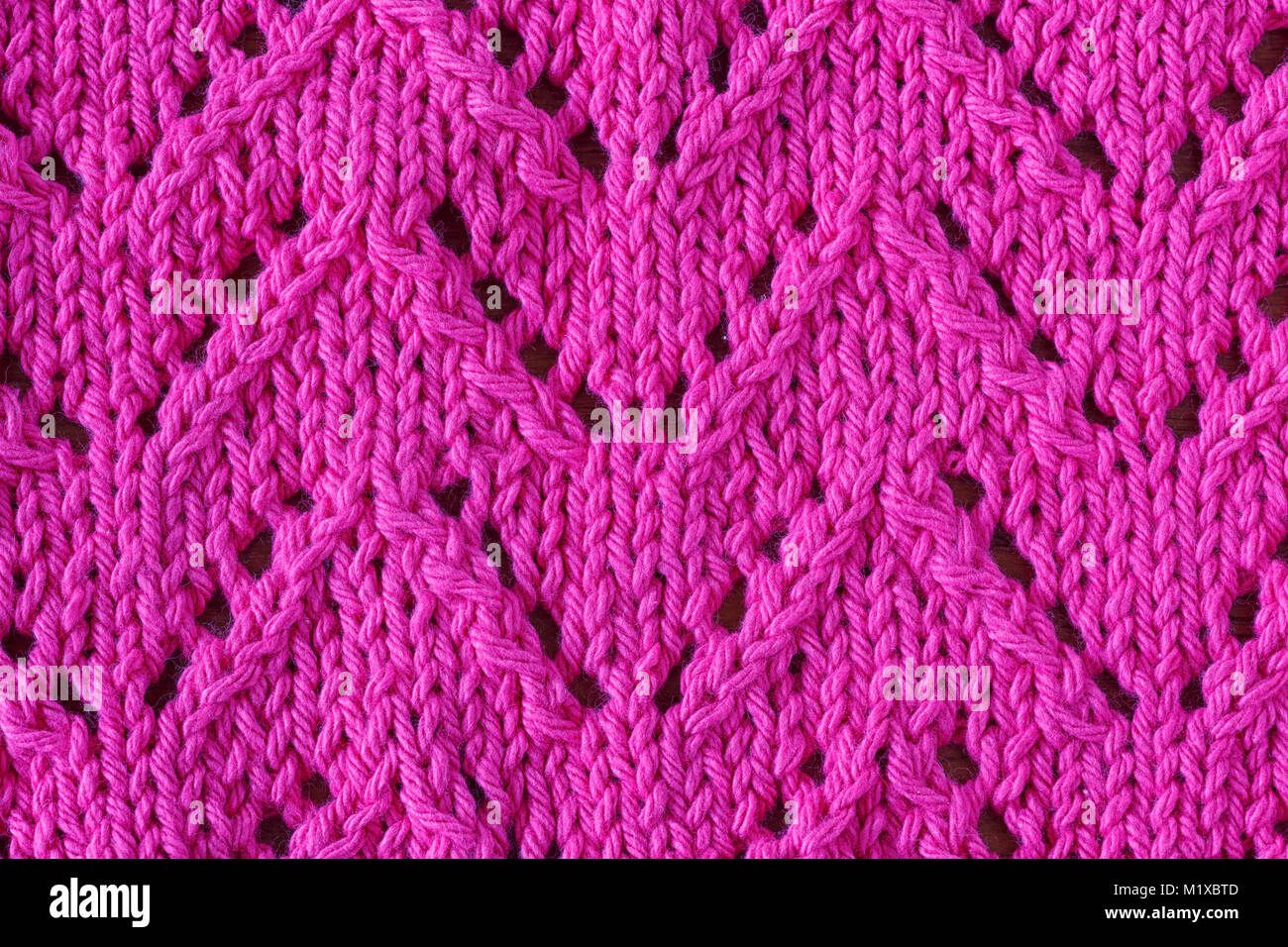 Close up di un servizio specializzato di disegno di lavorazione a maglia. Foto Stock