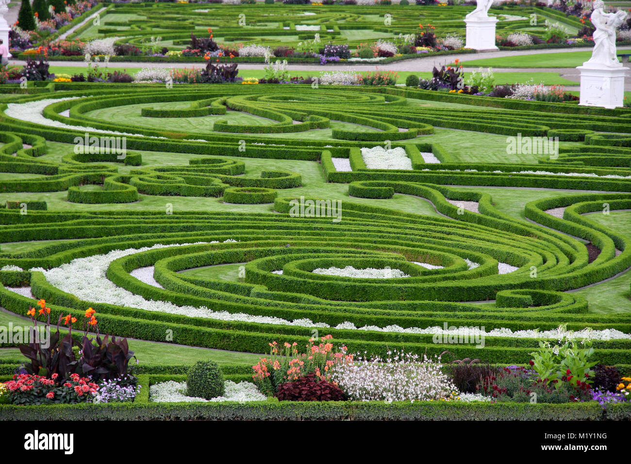 HANNOVER, Germania - 30 luglio: si tratta di classifica le pi importanti giardini in Europa. I grandi giardini in Herrenhausen Gardens di Hannover, tedesco il 30 luglio Foto Stock