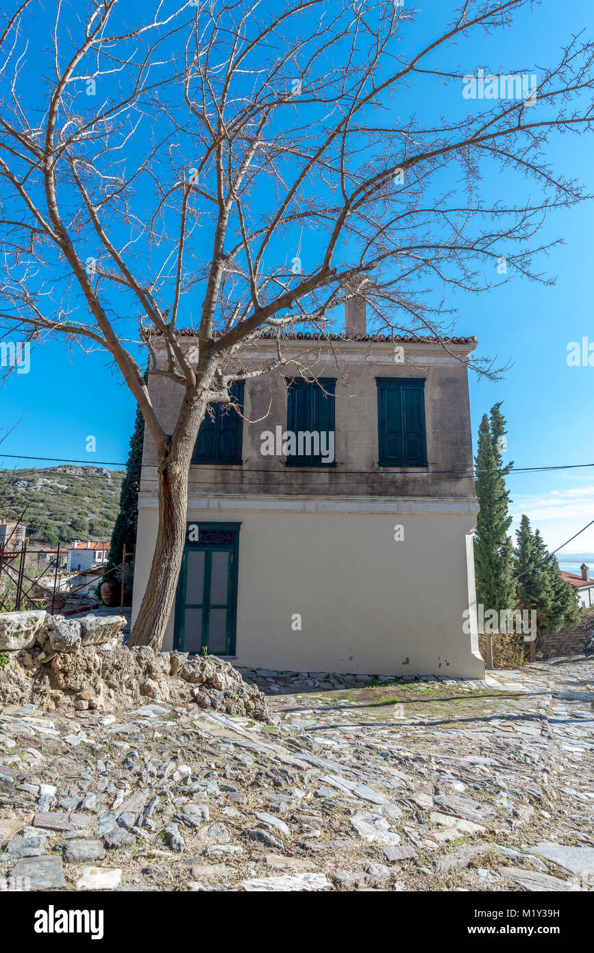 Vecchia casa di pietra a Doganbey; Izmir Foto Stock