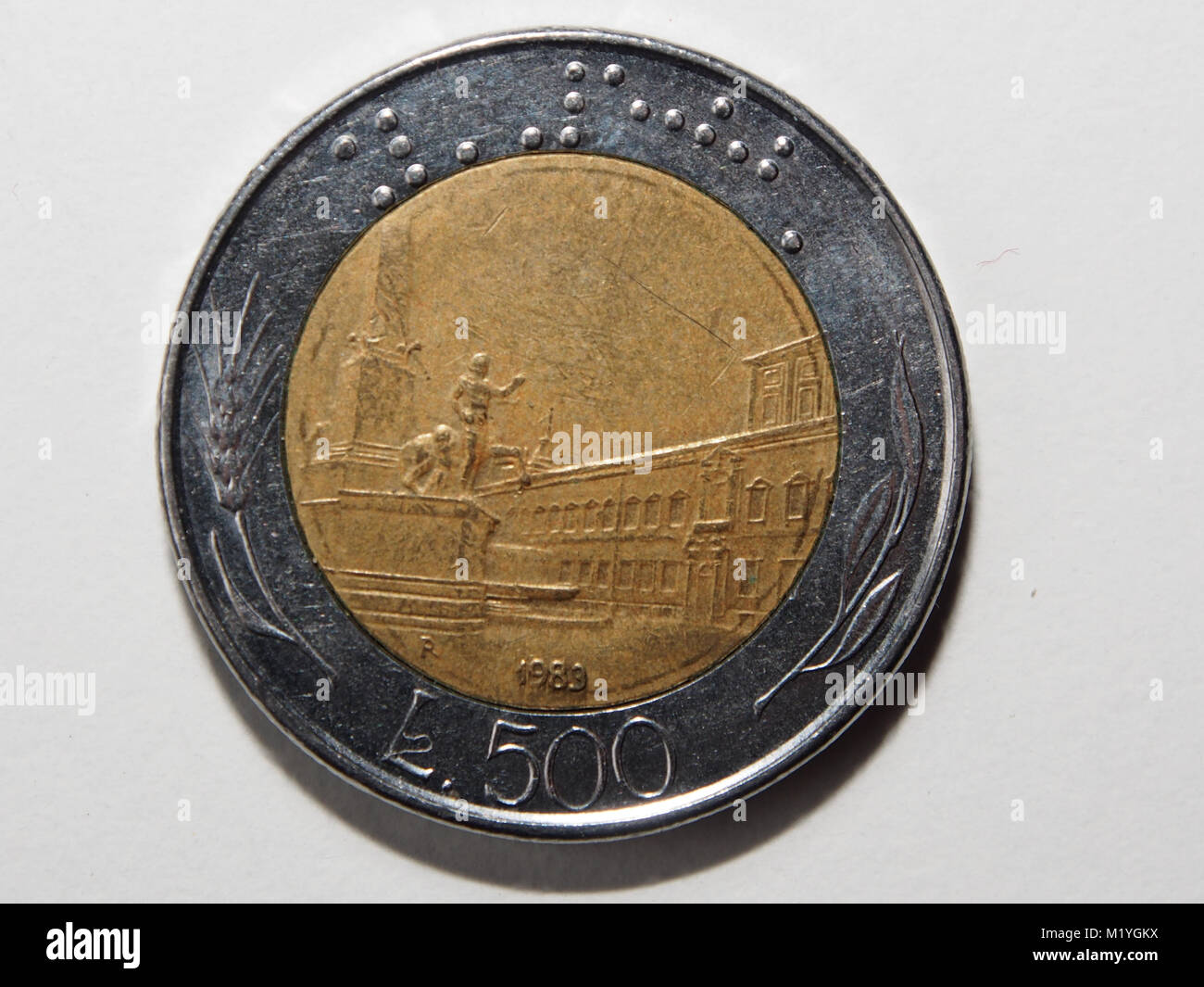 Un vecchio Italiano 500 lire coin Foto Stock