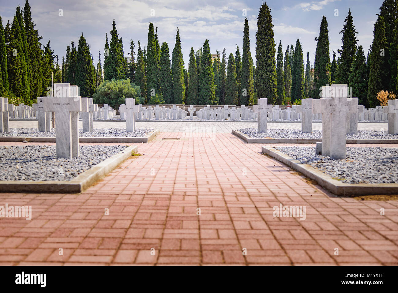 Agosto 2017, Salonicco Grecia: Zejtinlik cimitero militare, uniti tombe dei soldati francesi caduti nella Prima guerra mondiale Foto Stock