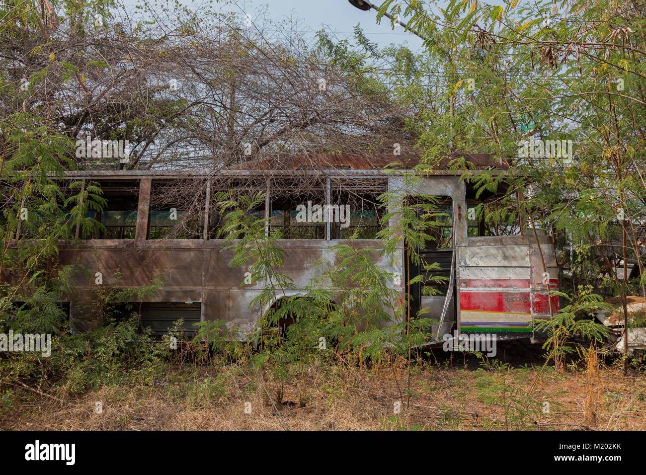 Girato in un sito abbandonato in Thailandia, Sud-est asiatico Foto Stock