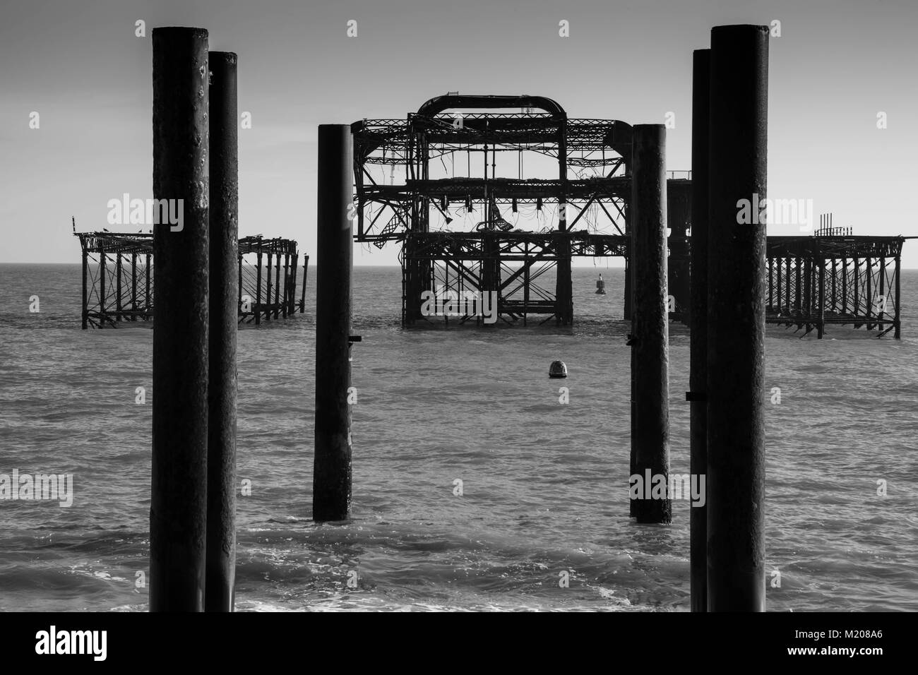 La spiaggia di Brighton il tramonto e i360 Foto Stock