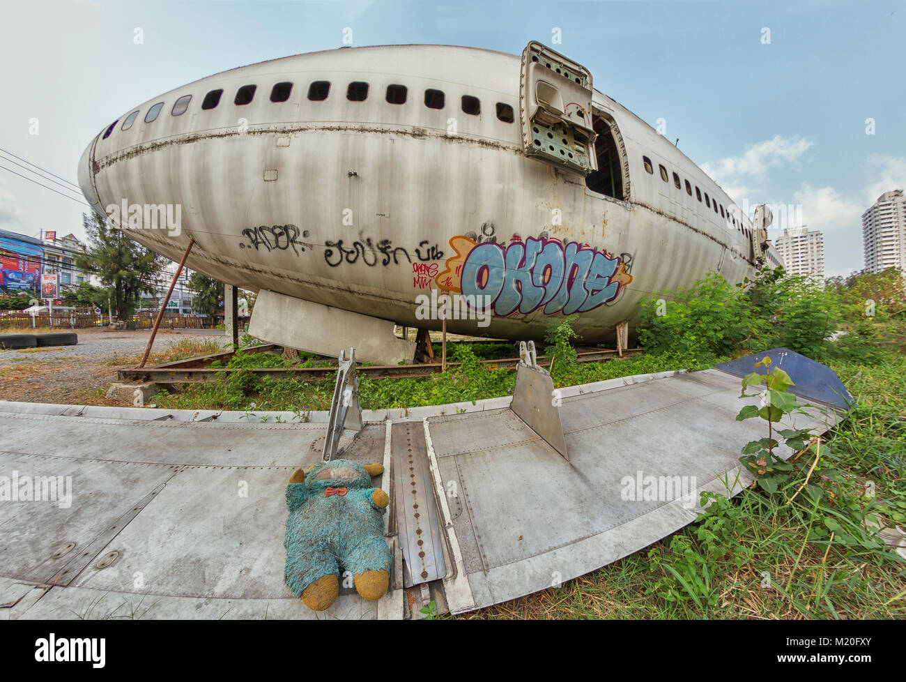 Girato in un sito abbandonato in Thailandia, Sud-est asiatico Foto Stock