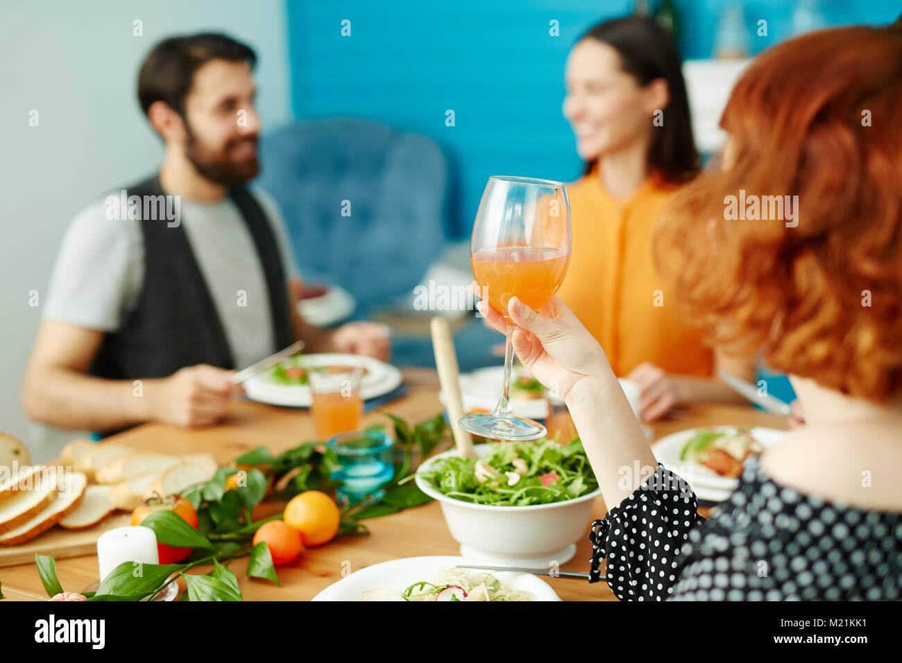 La tostatura con succo Foto Stock