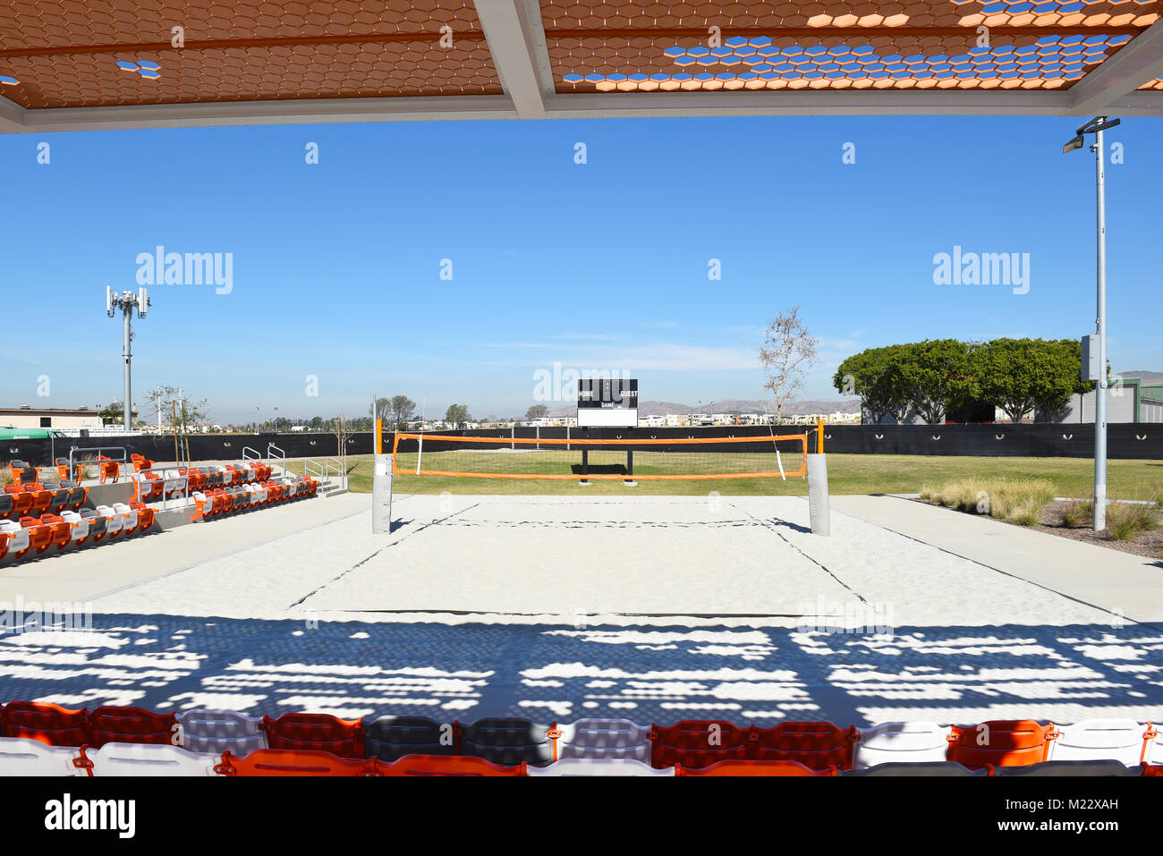 IRVINE, CA - 31 gennaio 2018: pallavolo di sabbia Stadium al grande parco in Orange County. Foto Stock