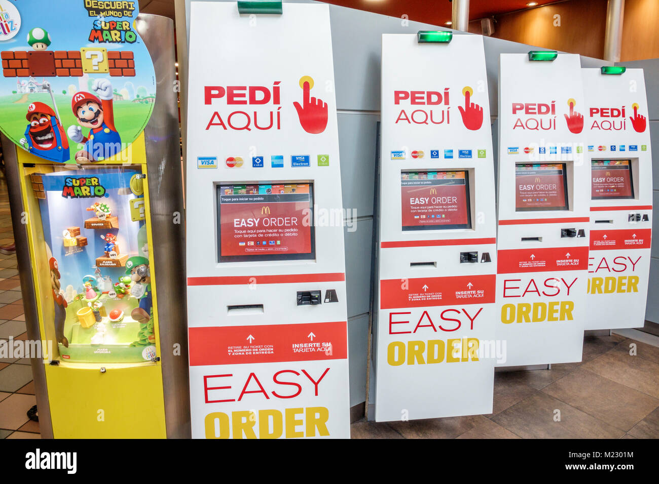 Buenos Aires Argentina, Calle Florida, centro commerciale pedonale, shopping shopper shopping negozi mercati di mercato di vendita di mercato, negozio al dettaglio Foto Stock