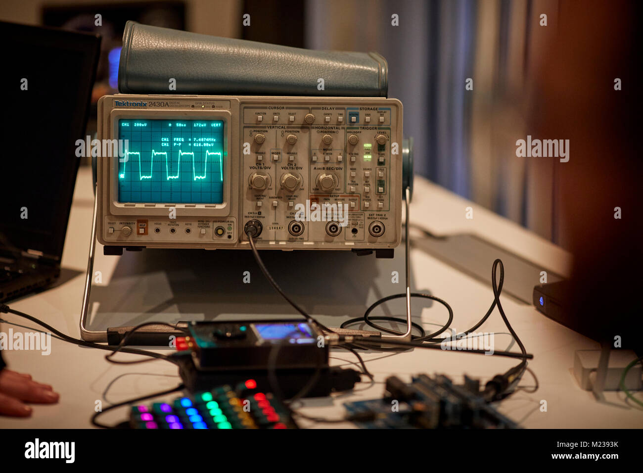 Tektronix 2430un oscilloscopio a memoria digitale, DSO Foto Stock