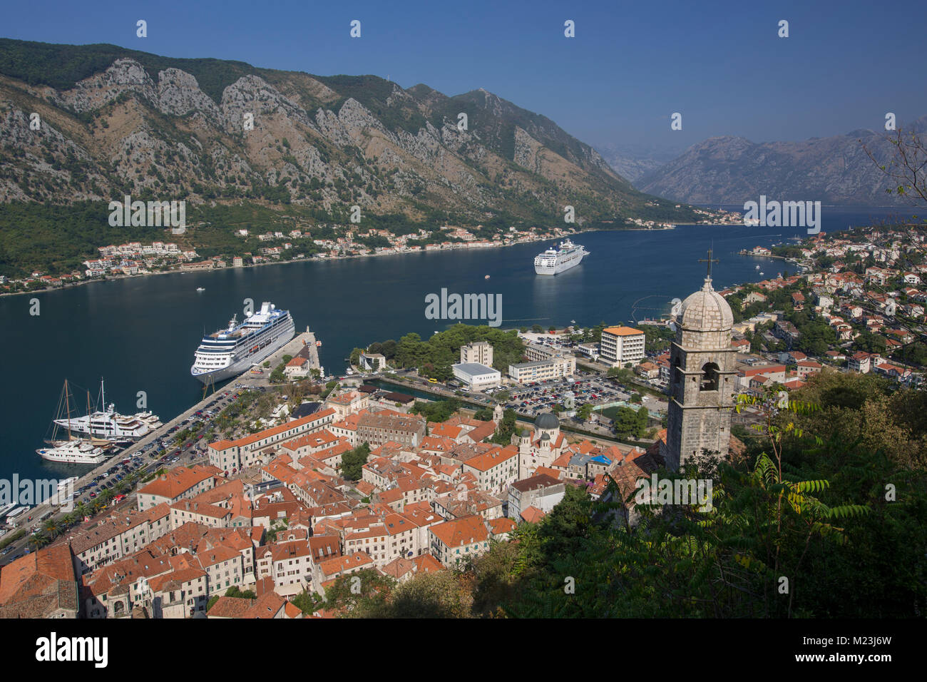 Città costiera di Kotor, Montenegro Foto Stock