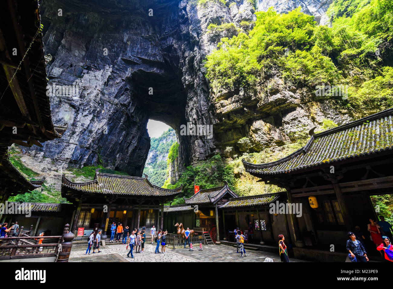 Wulong carsico del parco geologico, Chongqing, la Cina il più famoso luogo di valle in Cina il patrimonio mondiale il paesaggio Foto Stock