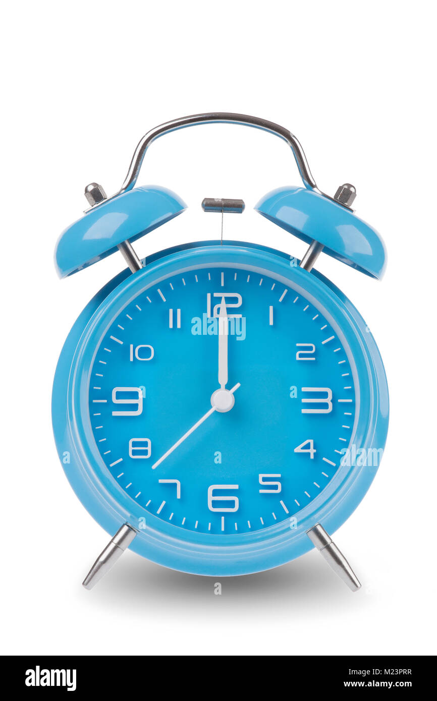 Blue orologio sveglia con le mani a 12 am o pm mezzanotte o mezzogiorno  isolato su uno sfondo bianco, uno di un insieme di dodici immagini che  mostra la parte superiore dell'ora