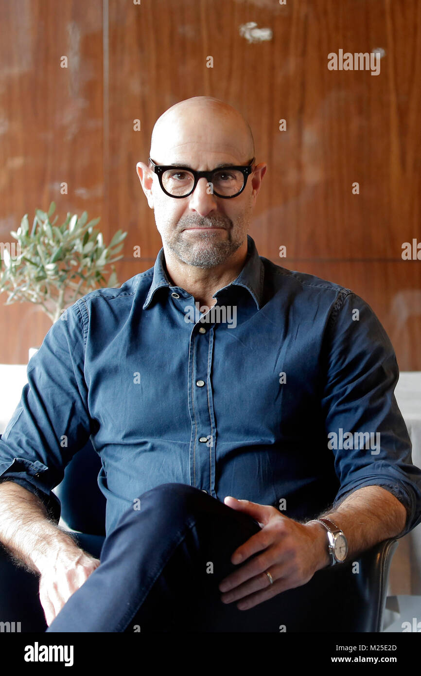 Roma, Italia. 5 febbraio, 2018. Stanley Tucci Roma 05/02/2018. Photocall del film 'Finale Verticale - L'arte di essere amici". Roma il 5 febbraio 2018. Attore e regista Stanley Tucci pone per i fotografi durante il photocall per il film 'finale verticale' Foto Samantha Zucchi Insidefoto Credito: insidefoto srl/Alamy Live News Foto Stock