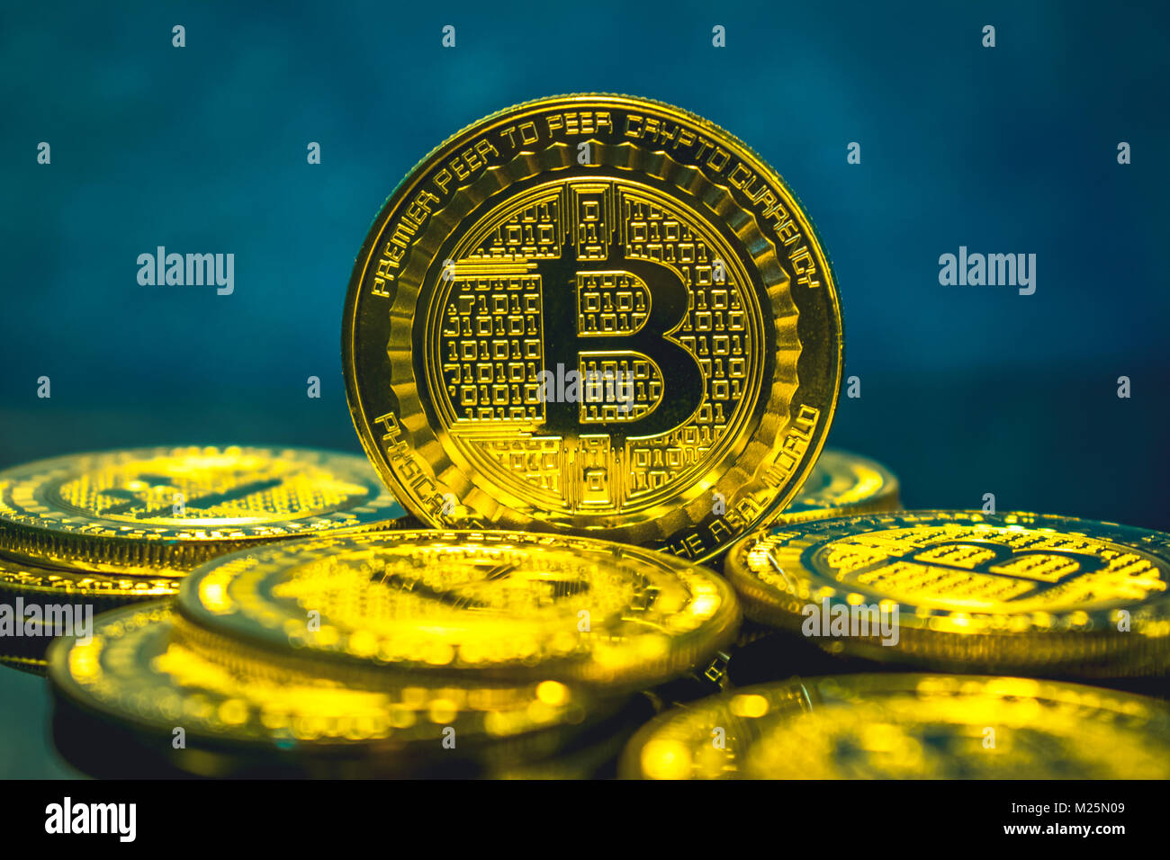 Bitcoin medaglia d oro, cryptocurrency concetto, bitcoin concetto di mercato, prezzo cryptocoins Foto Stock