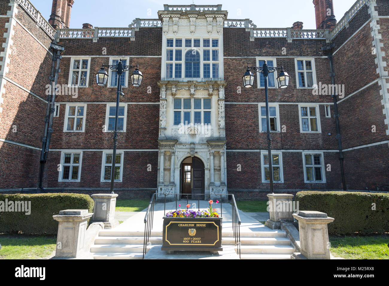 Mansion giacobino Charlton House nel Royal Borough of Greenwich nel Sud Est di Londra. Foto Stock