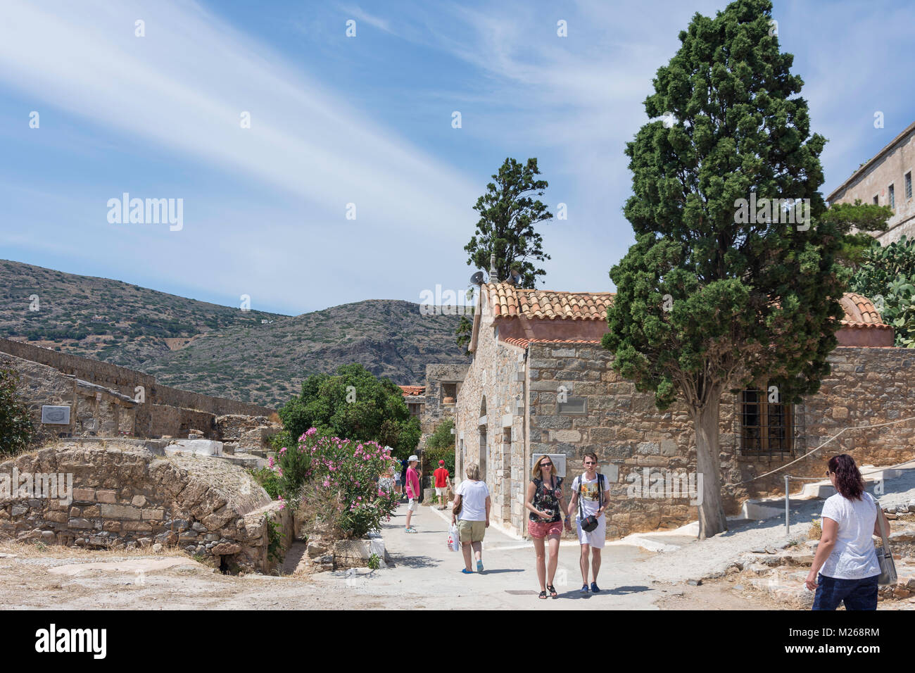 Ex lebbrosario edifici su Spinalonga (Kalydon) Isola, Elounda, Λασίθι, Creta (Kriti), Grecia Foto Stock