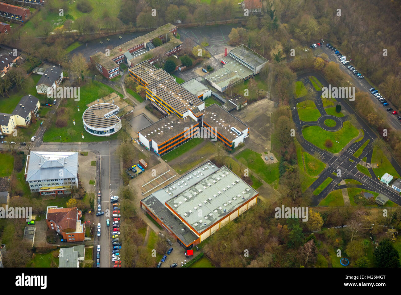 Le foto aeree di Kathe Kollwitz School di Luenen nel quartiere Gahmen. In questa scuola, un 15-anno-vecchio studente accoltellato un 14-anno-vecchio compagno di classe. , Foto Stock