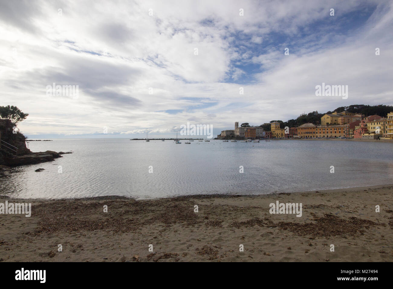 Una bellissima vista della "Baia del Silenzio", la Baia del Silenzio, Sestri Levante, Genova, Italia durante la stagione invernale Foto Stock