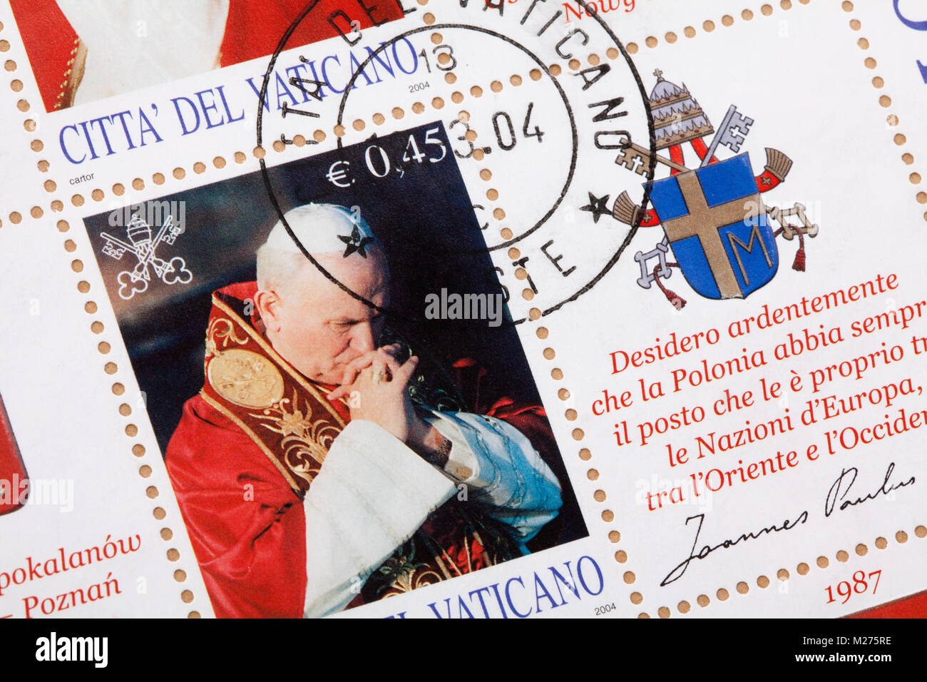 Timbri dal Vaticano in una lettera stampigliata, Vaticano, Italia, Europa, Gestempelte Briefmarken aus dem Vatikan, Giovanni Paolo II. (Karol Józef Wojtyła) Foto Stock