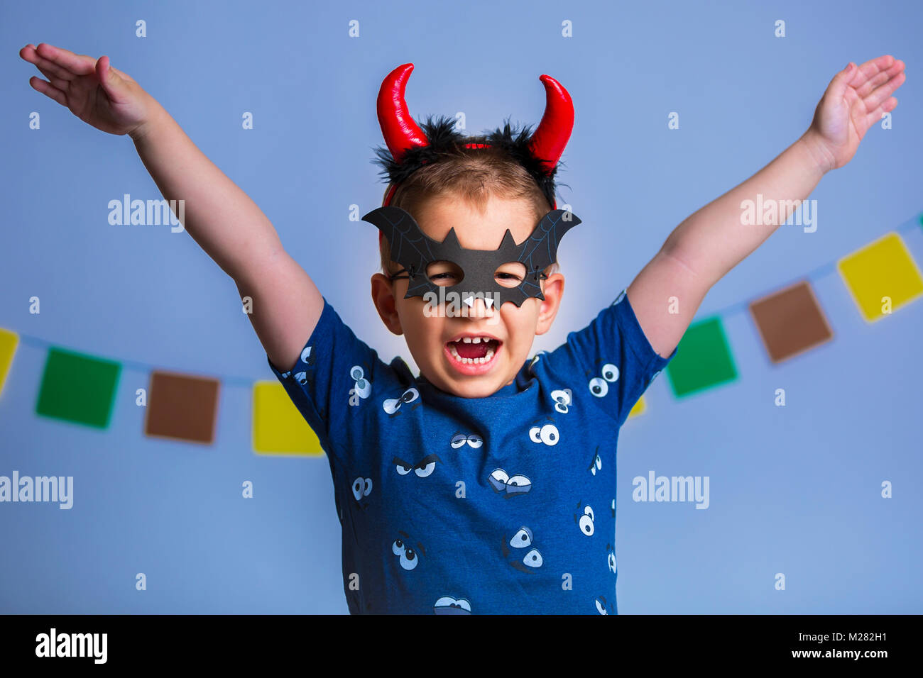 Ritratto di un bambino felice nello stile di Halloween Foto Stock