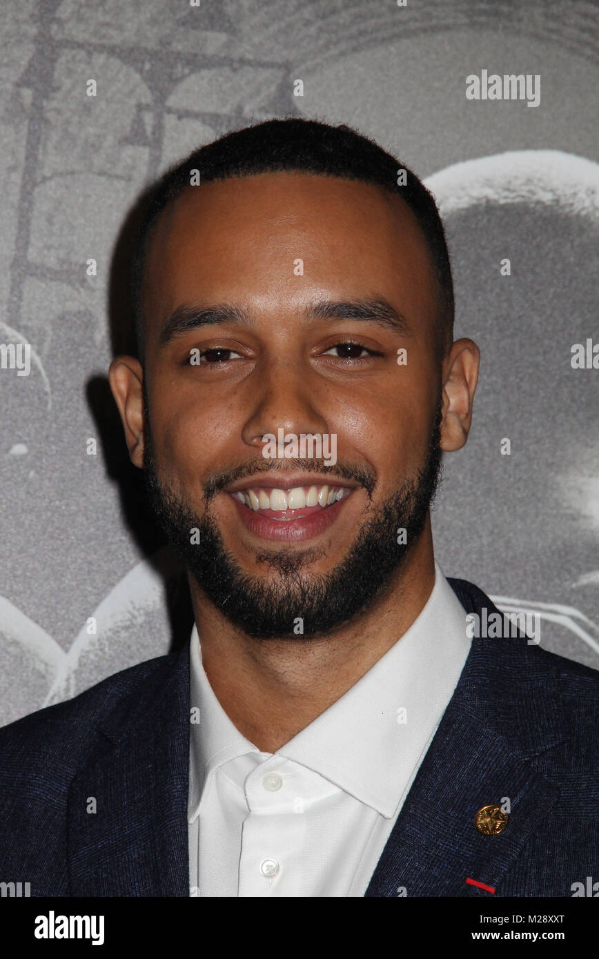 Burbank, in California, Stati Uniti d'America. 5 febbraio, 2018. Anthony Sadler 02/05/2018 La prima mondiale di "15:17 a Parigi" tenutasi presso il SJR teatro a Warner Bros Studios di Burbank, CA Foto: Cronos/Hollywood News Credito: Cronos/Alamy Live News Foto Stock